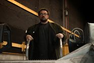 Kevin Smith drar til rommet