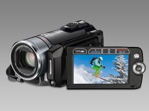Canon Legria HF200
