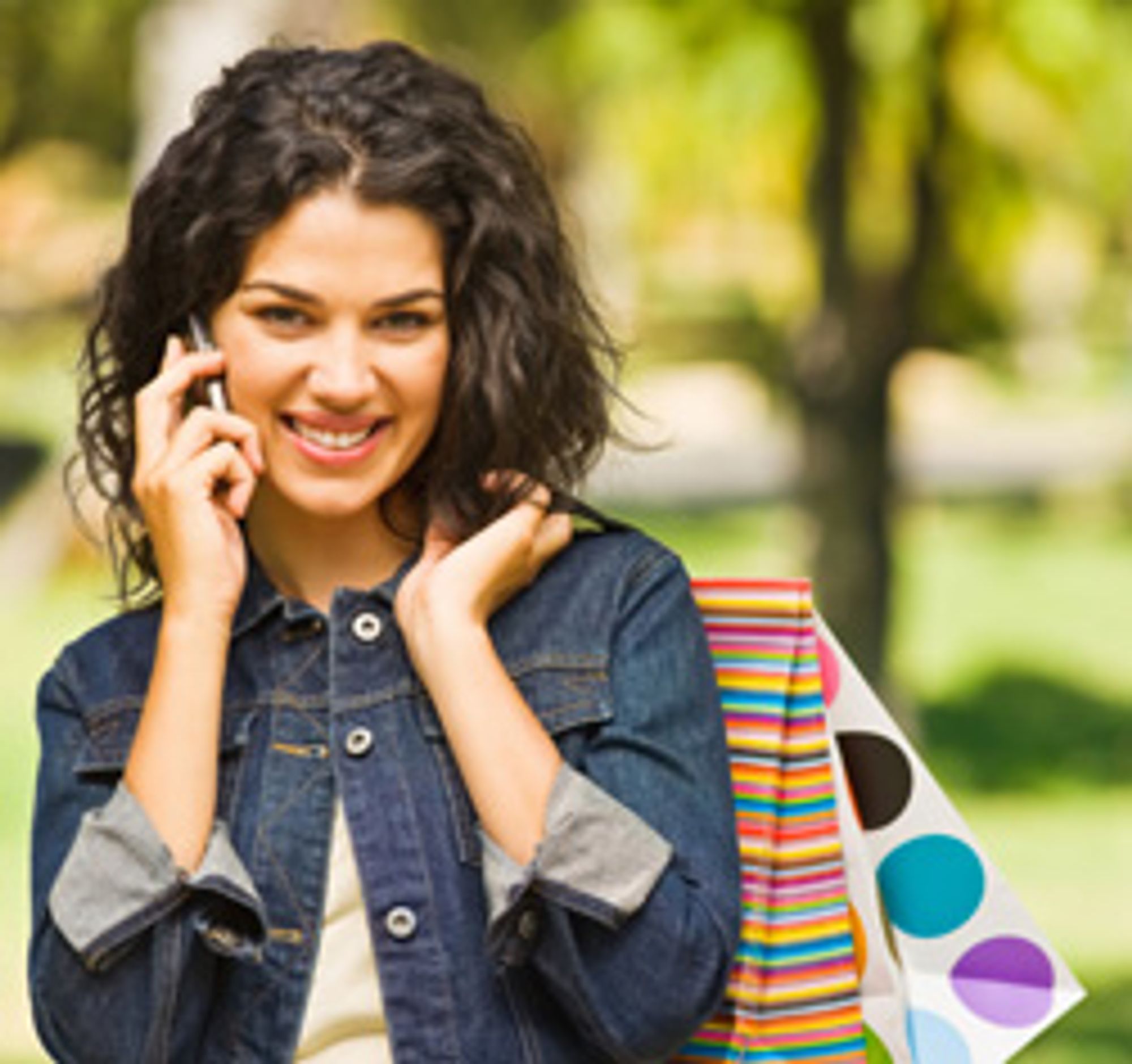 Tele2s abonnement kan lokke de prisbevisste - hvis du ikke surfer med mobilen. (Foto: Istockphoto)