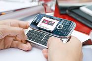 Nokia E75 i butikkene