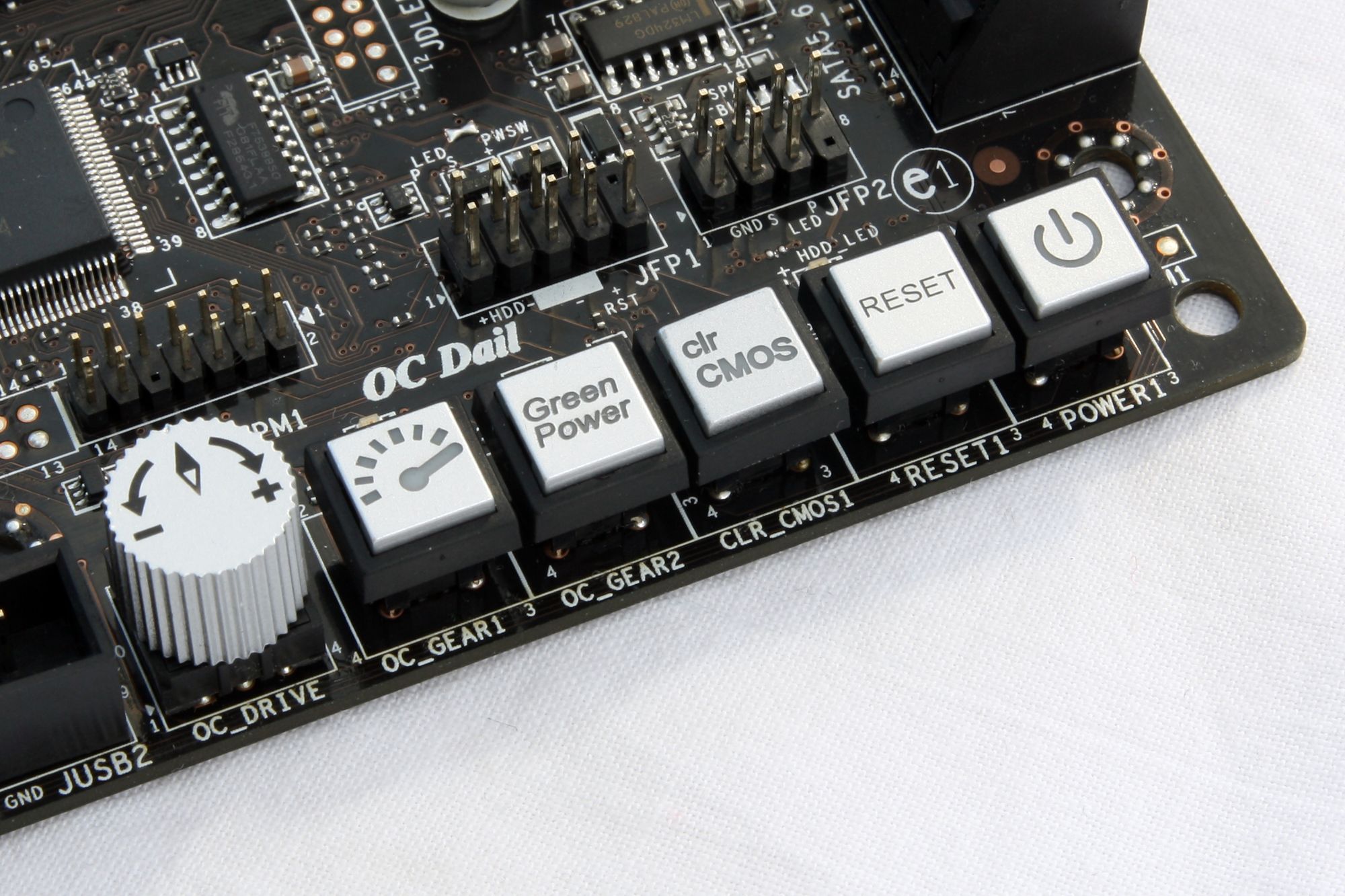 TEST: Smart kort med mange funksjoner - Spesifikasjoner - Tek.no