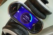 Samsung M7600 Beat DJ
