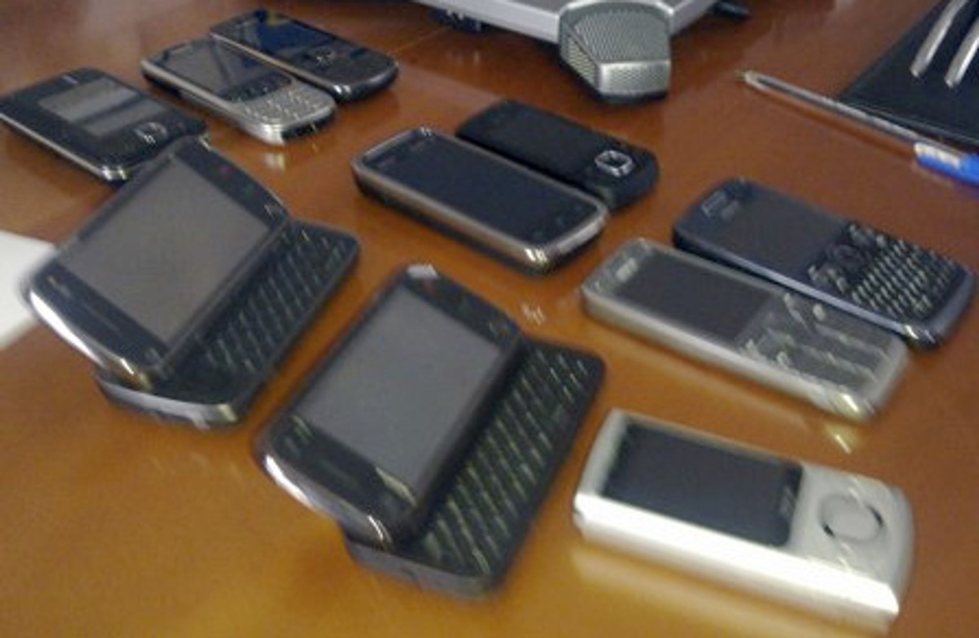 Det mystiske bildet av de nye (?) Nokia-modellene. (Foto: Boy Genius Report)