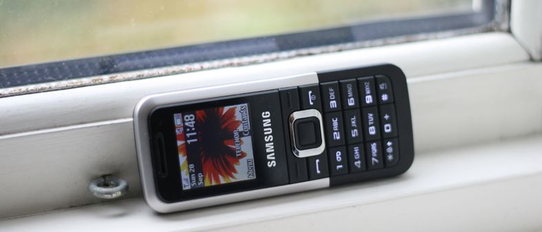Samsung E1120.