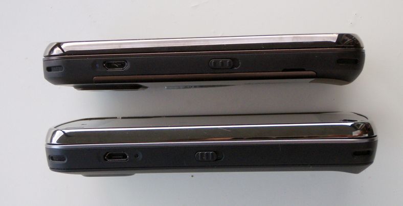 N97 Mini (øverst) er noen viktige milimeter mindre enn N97.
