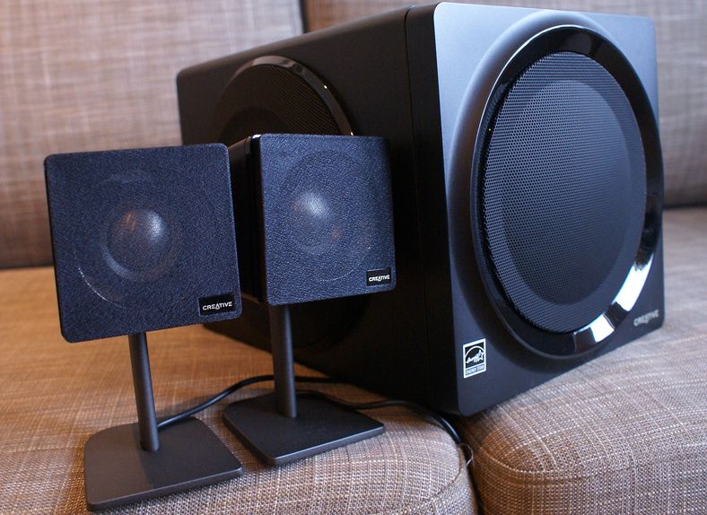 Creative Gigaworks T3: 2.1-sett som både ser bra ut og låter bra (Alle foto: Audiovisuelt.no)