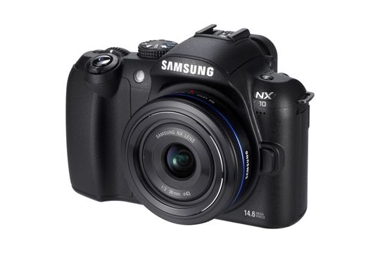 Samsung NX10. 