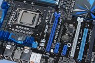 Asus satser friskt