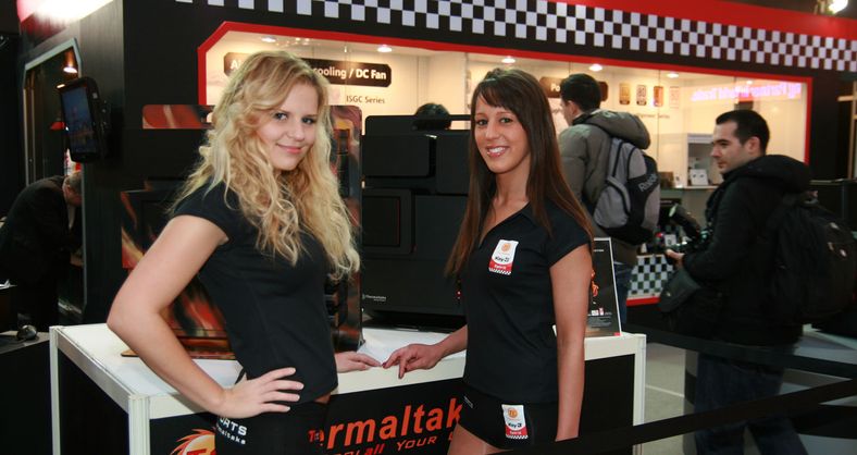 Thermaltake kaster seg på