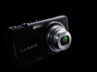 Klikk for å vise bilde i full størrelse Panasonic Lumix DMC-FX700