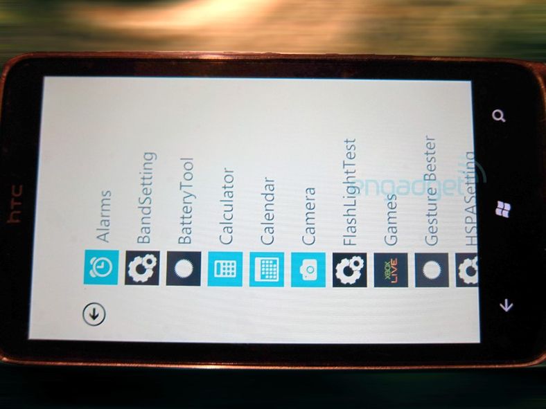 Bilder av ny HTC-modell