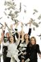 - Skal bruke 2,5 milliarder p� reklame