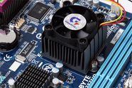 Gigabyte GA-D525TUD - Kompakt og billig