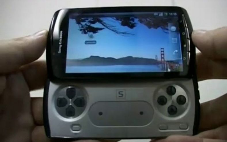 Slik vil ryktene ha det til at PSP-telefonen skal se ut. Muligens blir den hetende Xperia Play.