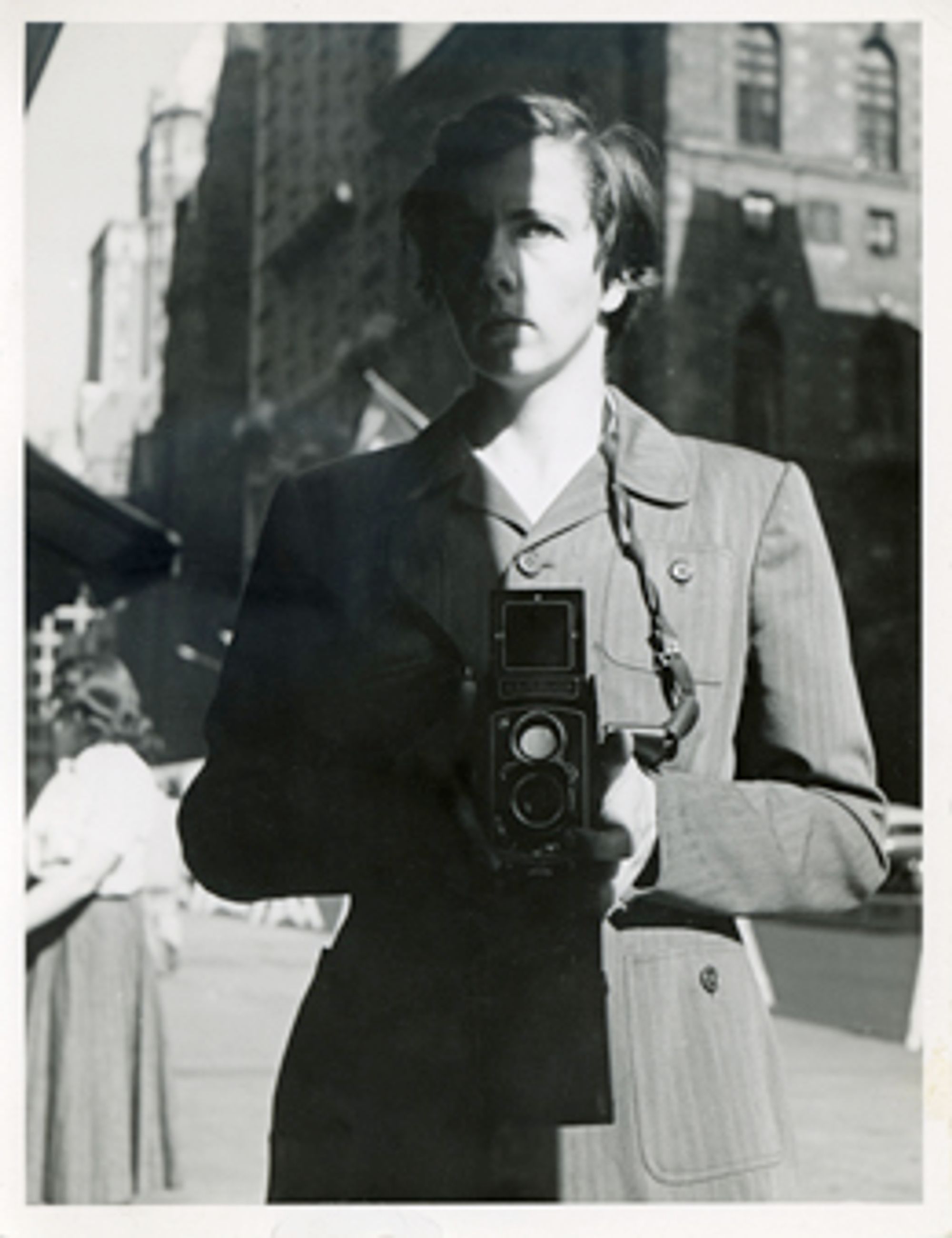 Selvportrett. Foto: Vivian Maier.