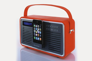 Retro DAB-radio med dokking