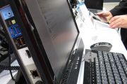 Les Mer fleksibel alt-i-ett-PC