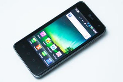 LG Optimus 2X var et av de første massemarkedsproduktene Nvidia fikk satt en Tegra-brikke i. Den gjorde det svært godt i tester, men programvaren holdt ikke over tid, og det varte og rakk før LG slapp oppdateringer. Denne modellen alene kan ha gjort varig skade på både LGs og Nvidias rykte blant mobilkjøpere.