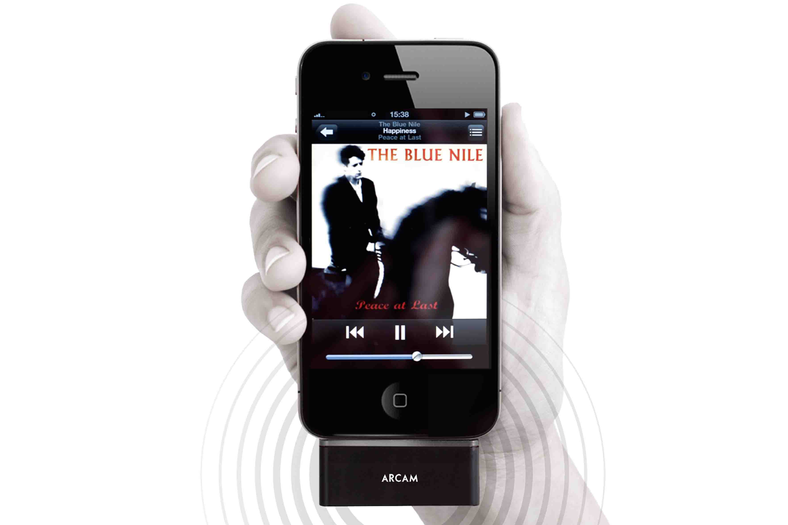 Tilbyr trådløs streaming for iPod
