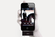 Les Tilbyr trådløs streaming for iPod