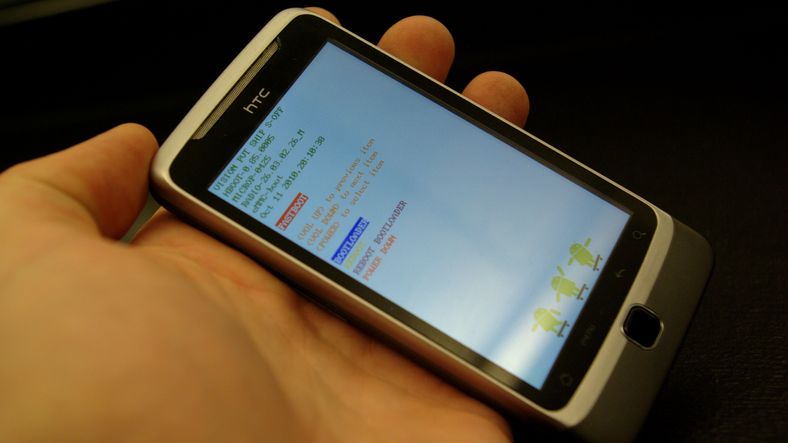 Desire Z med åpen bootloader.