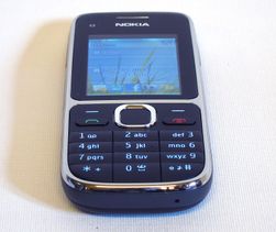 Tastene kommer først for Nokia C2.