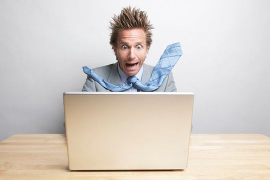 Med Shamebegones epost-tjeneste trenger du ikke lenger å skrive de vanskelige mailene selv. Foto Istock.