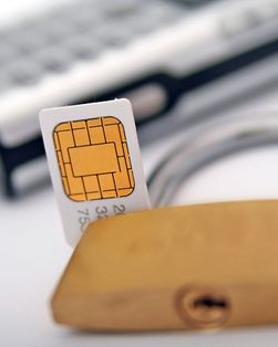 SIM-kortet kan låses, men det sikrer deg ikke mot misbruk alene.