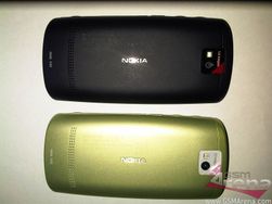 Dette er baksiden av det som for noen dager siden ble omtalt som N5. Sannsynligvis er denne identisk med Nokia N500 Fate.