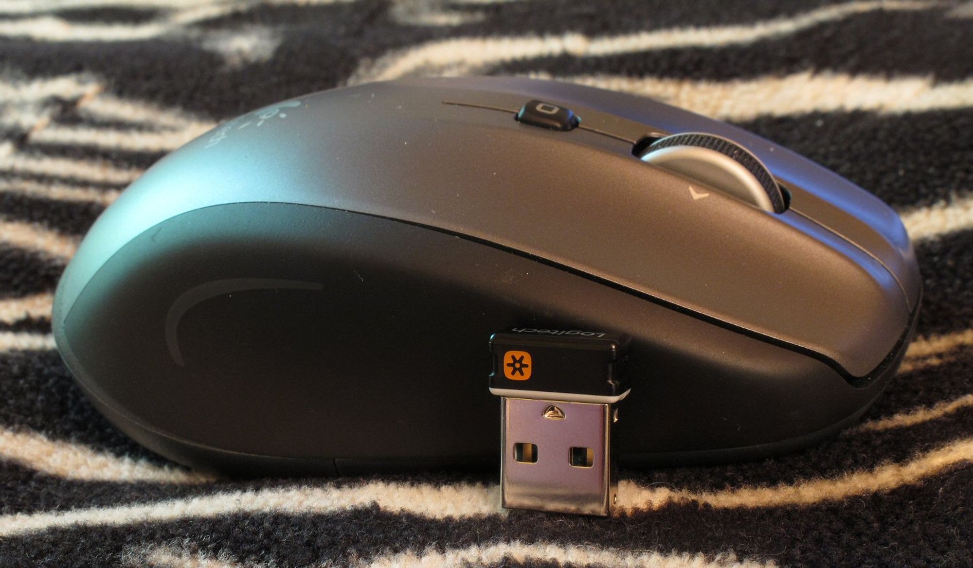 Test Logitech Wireless Mouse M515