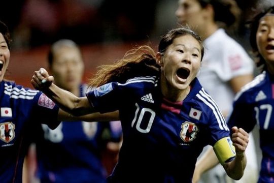 Ingen andre begivenheter har generert så mange tweets som kvinnenes VM-finale. Homare Sawa feirer utligningsmålet som førte til straffesparkkonkurranse og japans seier. Foto: FIFA.com