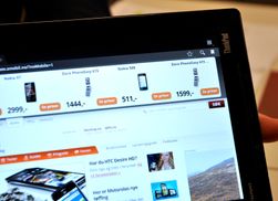 Skjermen er lyssterk og god. Innsynsvinkelen virket god og det gjorde også fargegjengivelsen. I motsetning til de svakeste Honeycomb-brettene vi har sett er skjermkvaliteten i ThinkPad Tablet betraktelig bedre - hvor god den er gjenstår å se.