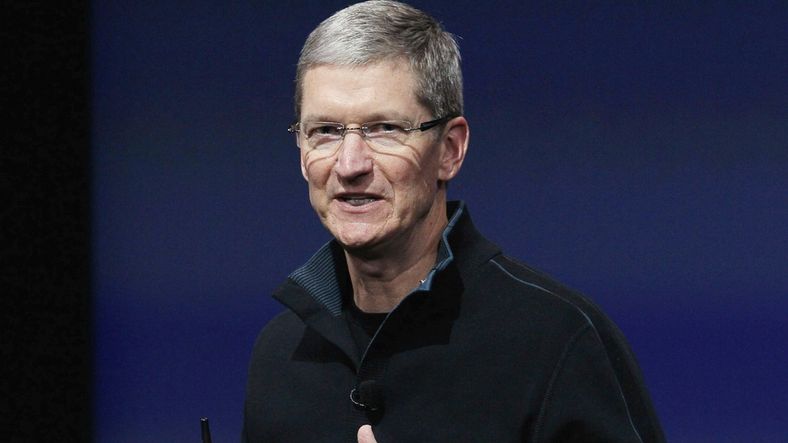 Steve Jobs går av som Apple-sjef