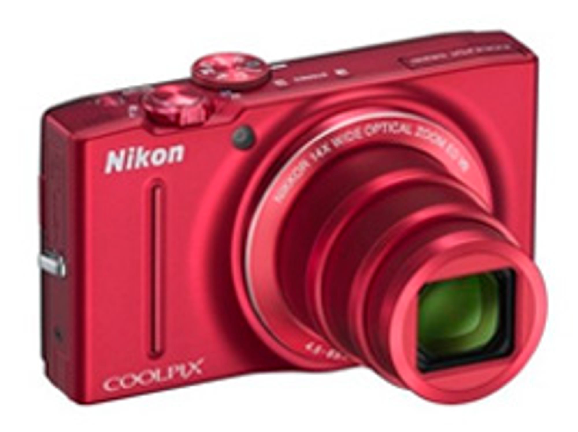 Nikon Coolpix S8200.