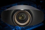 Les Denne projektoren har fire ganger full HD-oppløsning