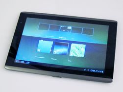 Du kan enkelt tilpasse skjermene på Iconia Tab.