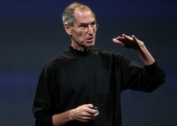 Tidligere Apple-sjef Steve Jobs under en lansering i 2008. Det er lite sannsynlig at han dukker opp på iPhone 5-lanseringen.