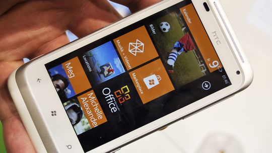 HTC Radar er en designtelefon med norsk Windows Phone 7.5 Mango.