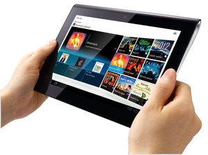 Sony Tablet S er utstyrt med en egen IR-sender som gjør det mulig å styre TV-er og annet utstyr direkte.