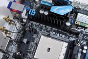 Les Asus F1A75-I Deluxe