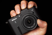 Les Nikon 1 V1