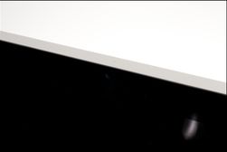 Thunderbolt display har et full HD-kamera skjult på toppen