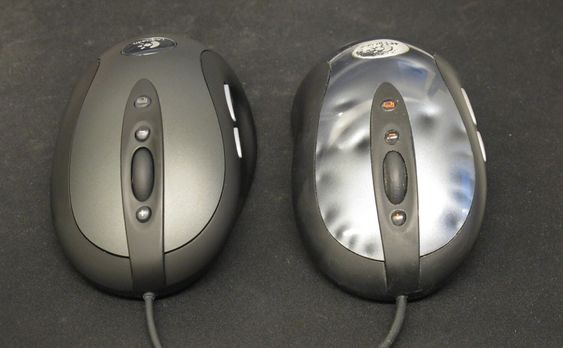 Logitech G400 og MX 518 har helt lik form.