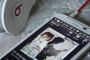 Les HTC Sensation XL