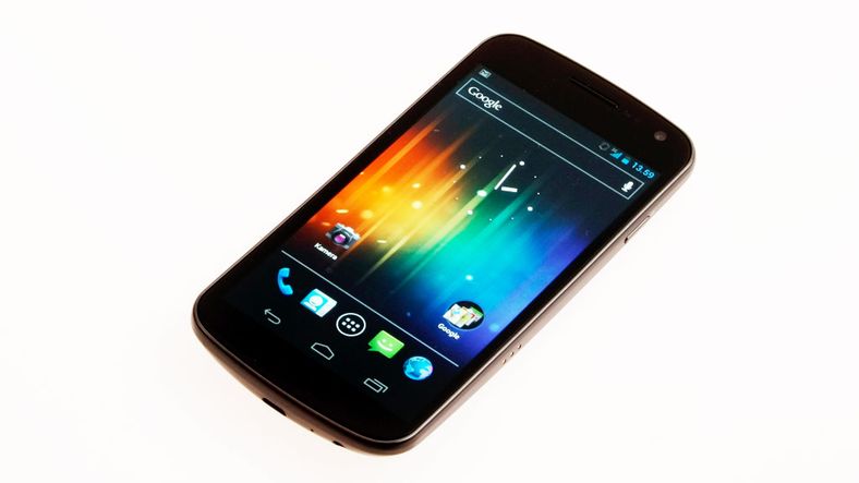 Her er verdens første Android 4-mobil