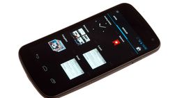 Samsung Galaxy Nexus er først ut med Android 4.0. Nye telefoner er på vei, og flere av telefonene på markedet vil oppgraderes.