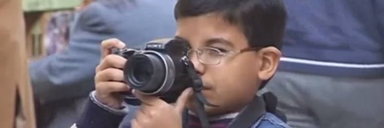 Han er Iraks yngste proff-fotograf