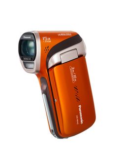 Panasonic HX-WA2 kommer i fargene blå og orange.