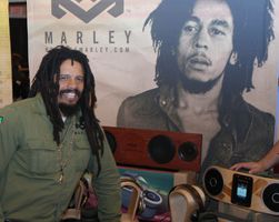 Mobiltilbehør til ære for Bob Marley.