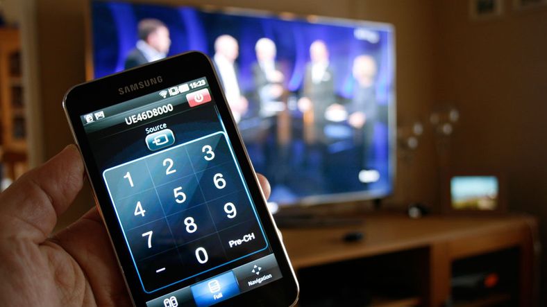 Mobilen blir midtpunktet i stua